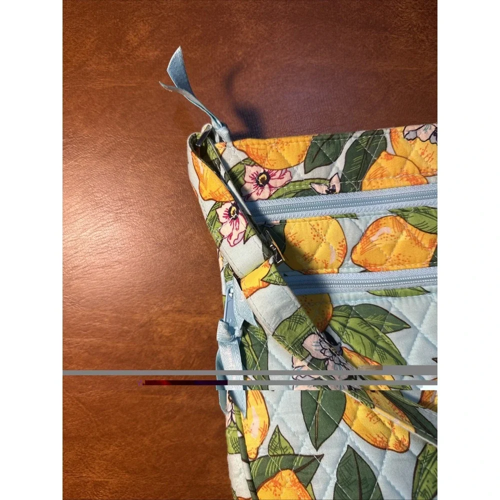 Vera Bradley Trio Zip Hipster Purse Handbag LEMON GROVE Cross Body